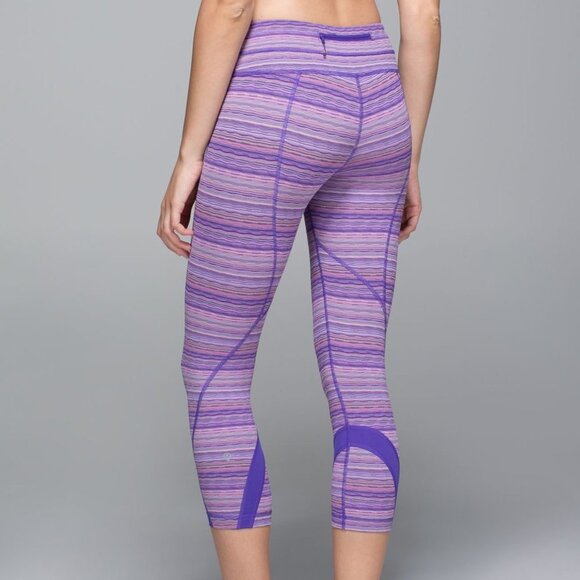Lululemon Run: Inspire Crop II All Luxtreme Space Dye Twist Iris Flower size 4 - Picture 1 of 13